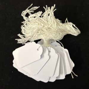 White Card tickets with white cotton strings (bags of 500).